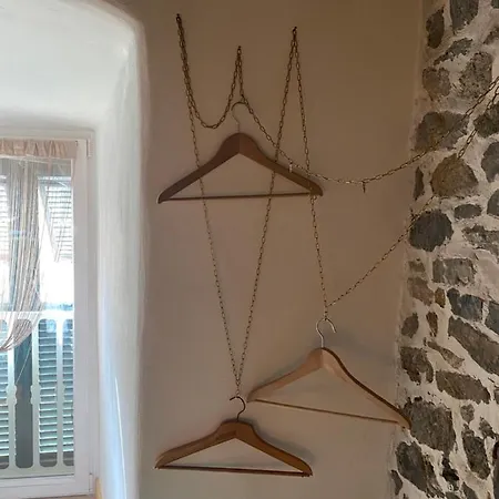 アパート La Torre Saracena Di - Confirenthouse テッラロ