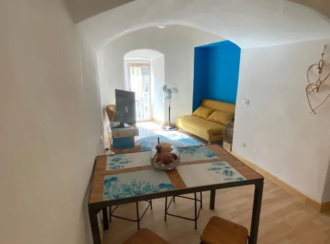 La Torre Saracena Di - Confirenthouse *