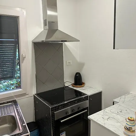 La Torre Saracena Di - Confirenthouse