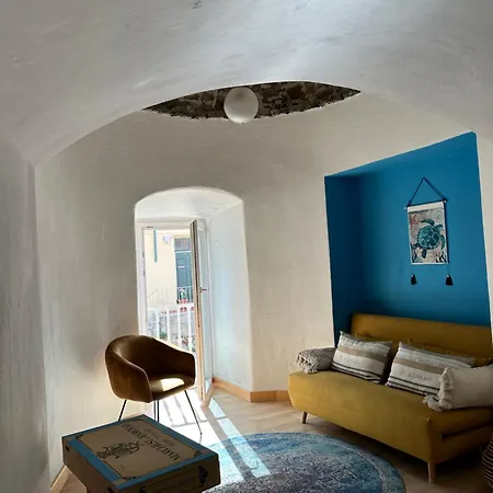 La Torre Saracena Di - Confirenthouse Daire